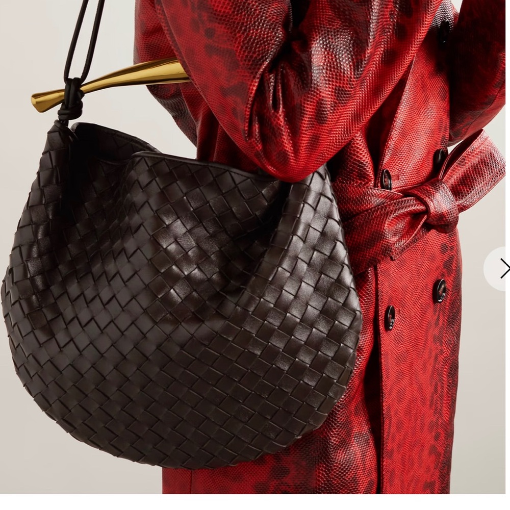 Bottega Veneta dark brown MEDIUM SARDINE LEATHER TOP HANDLE BAG